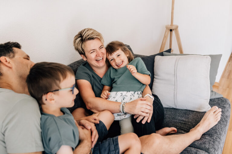 So sieht ein Familienshooting Zuhause aus